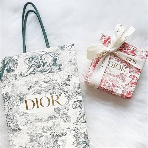 cadeaux dior|cadeau designer Dior.